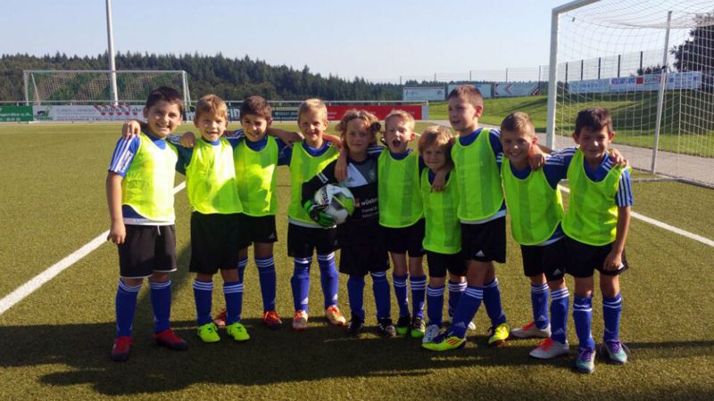 Die Kids der F-Jugend hatten sichtlichen Spaß bei ihrem ersten Auftritt in einem Pflichtspiel. Ein weiterer Meilenstein für den noch jungen Heimatsportverein Neuwied.